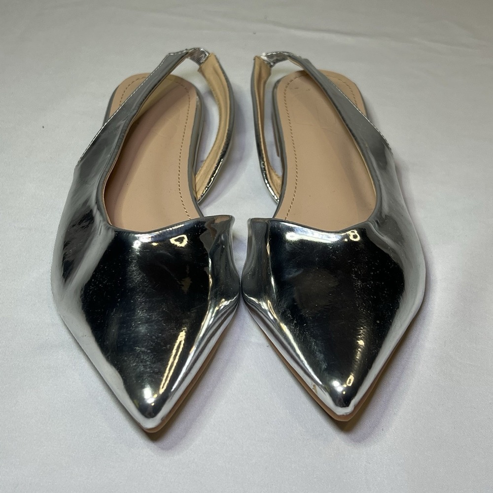 Women's 36 Posey Silver Pointy Toe Slingback Pump US 5.5 Kitten Heel Shiny